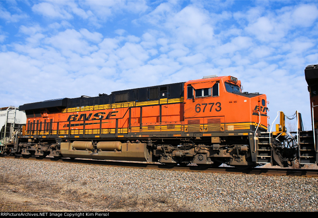 BNSF 6773